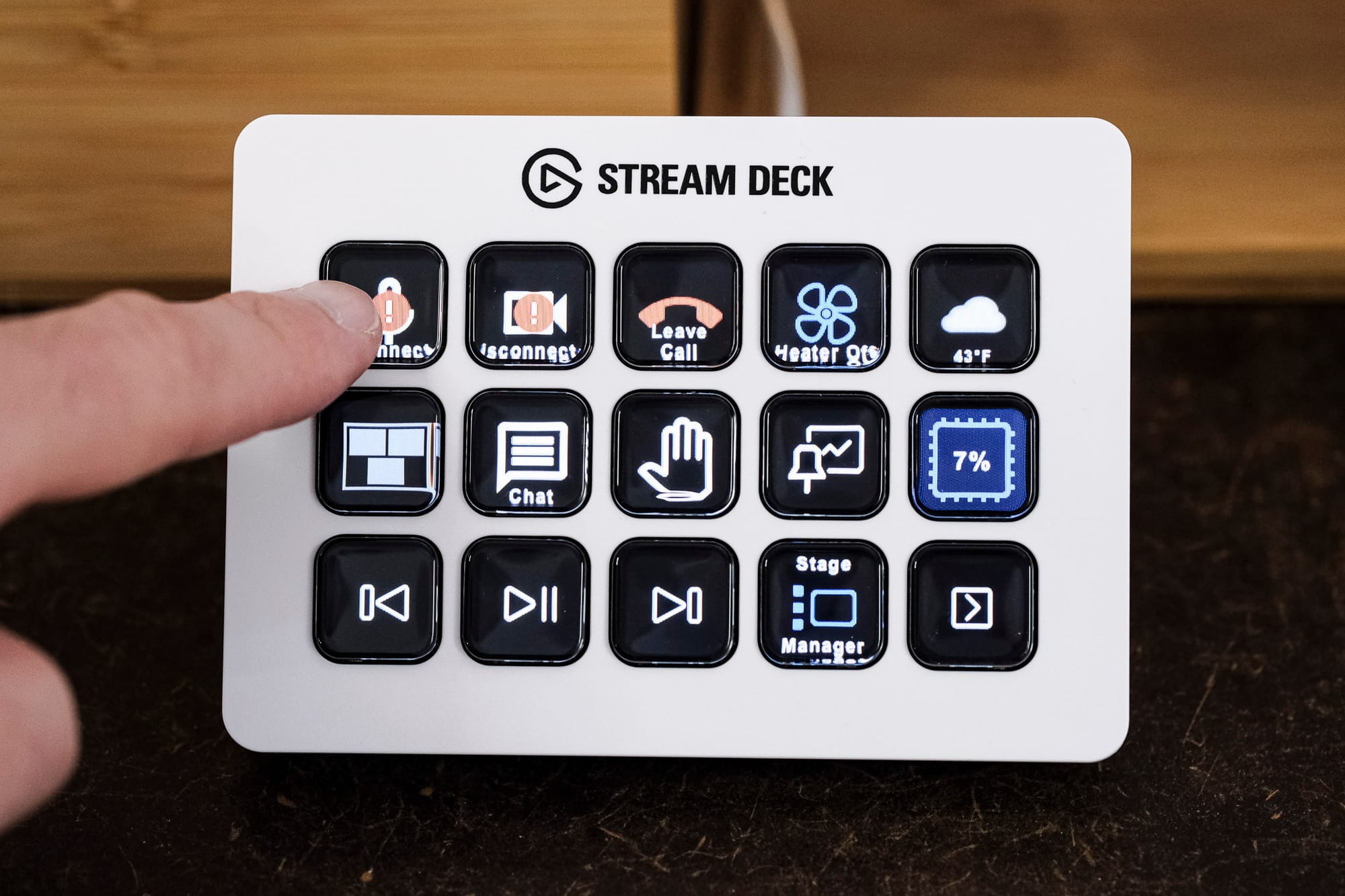 Elgato Stream Deck 7.4 — Claude and ChatGPT Can Now Push Your Buttons via MCP